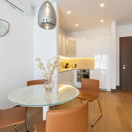 Center Lux Apartment