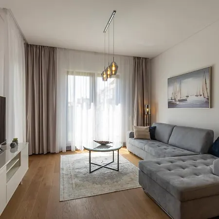 Apartment Center Lux *